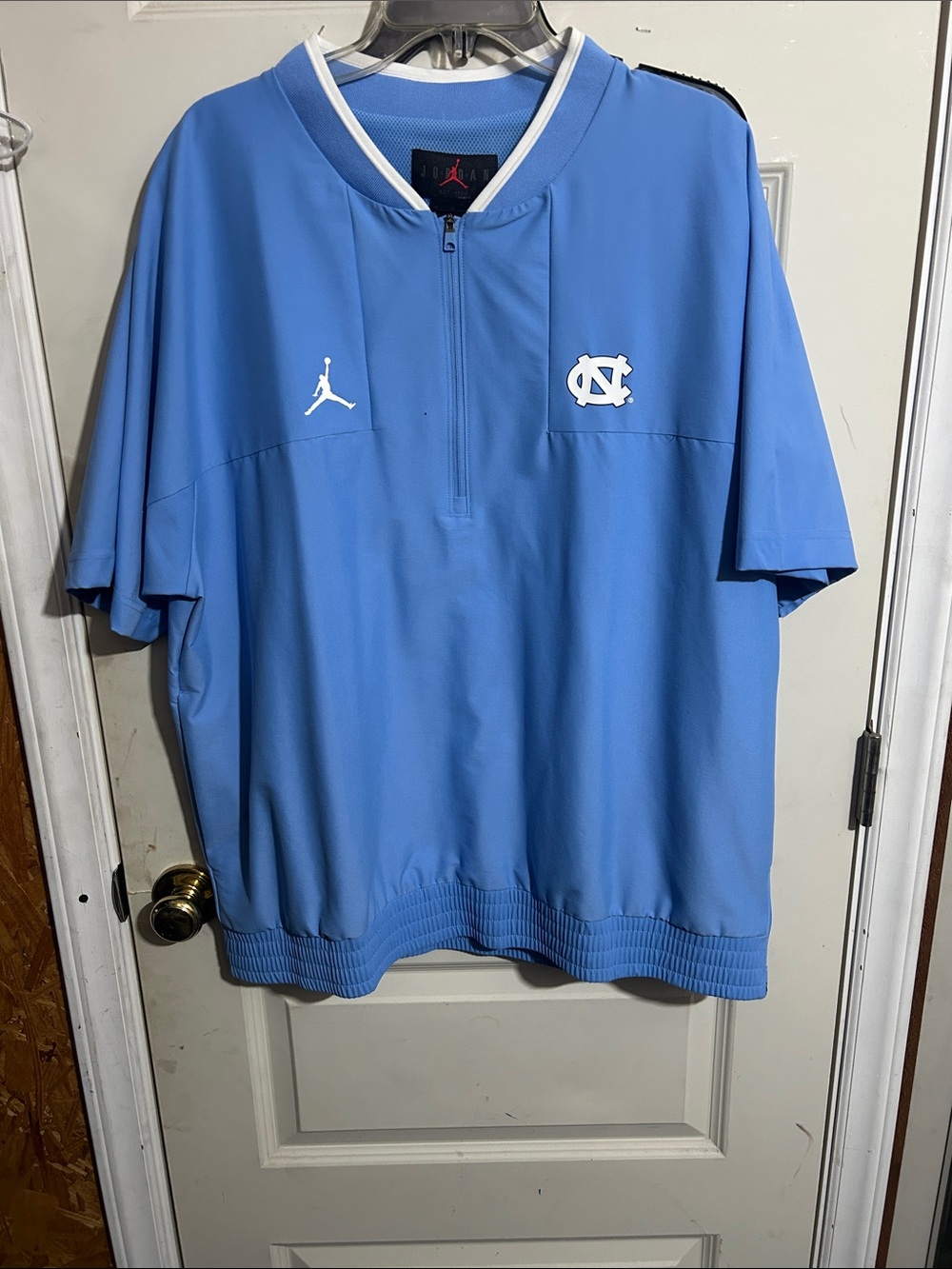 Jordan Men’s Carolina Blue Short-Sleeve Pullover OLIMB